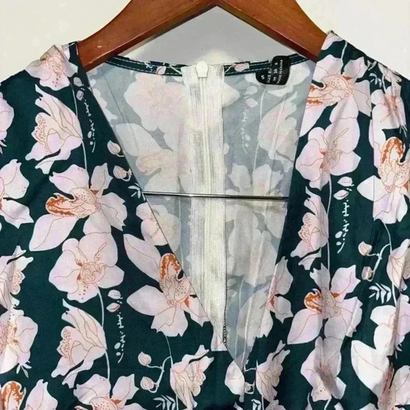 Women SHEIN Green Floral Mini Dress Size M - Picture 6 of 10